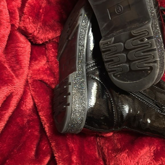 Claudine. - Picture 5 of 5